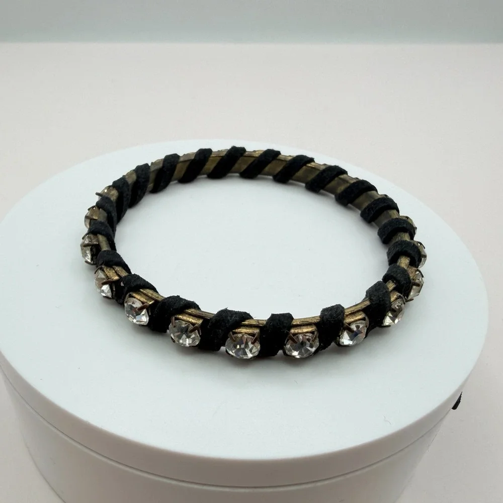 Vintage Y2K Gold Tone Black Suede‎ Rhinestone Bracelet Women's Classic Jewelry